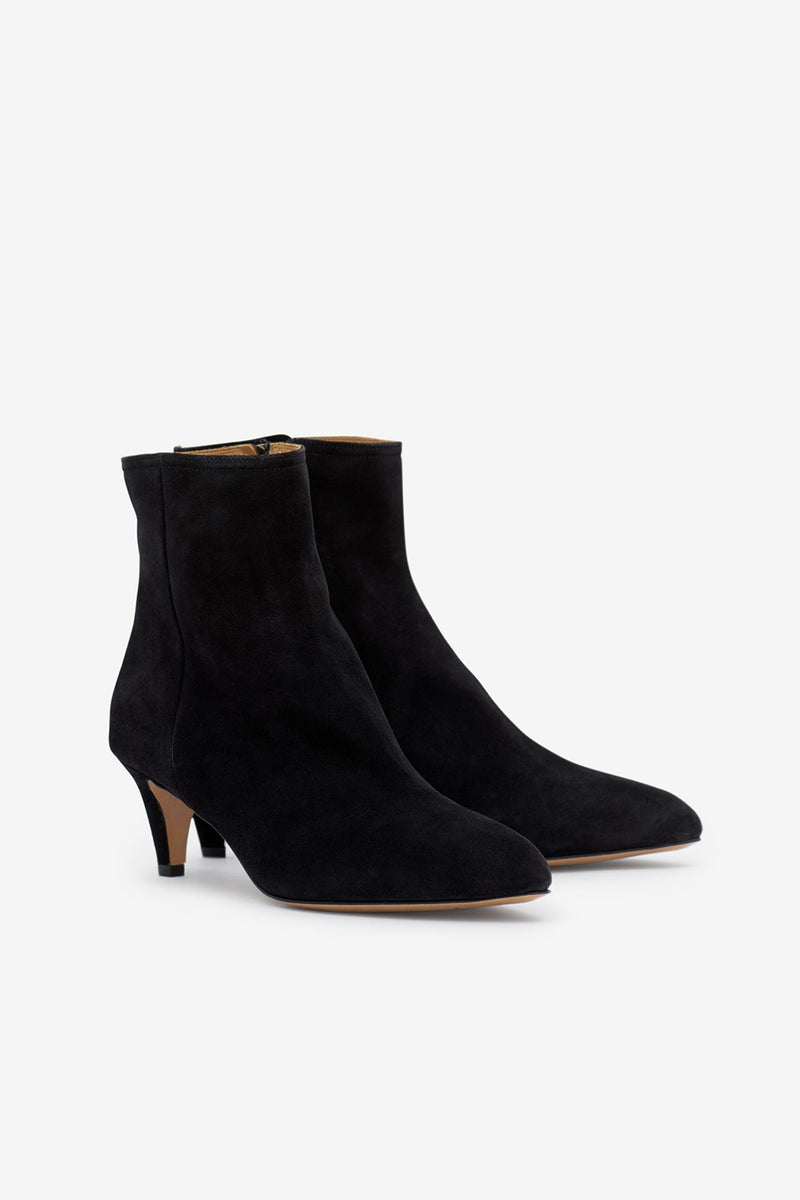 DEONE POINT TOE ANKLE BOOTS IN BLACK SUEDE