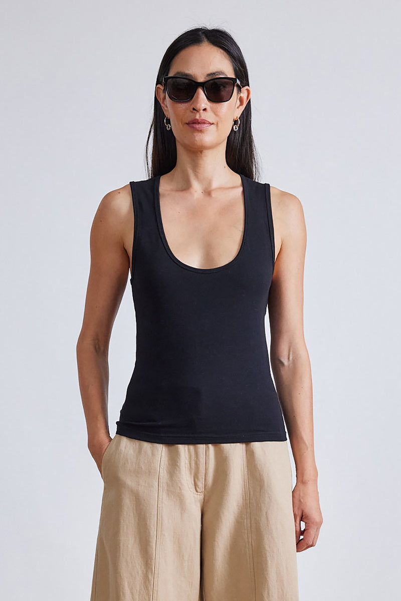 URI LOW CUT TANK