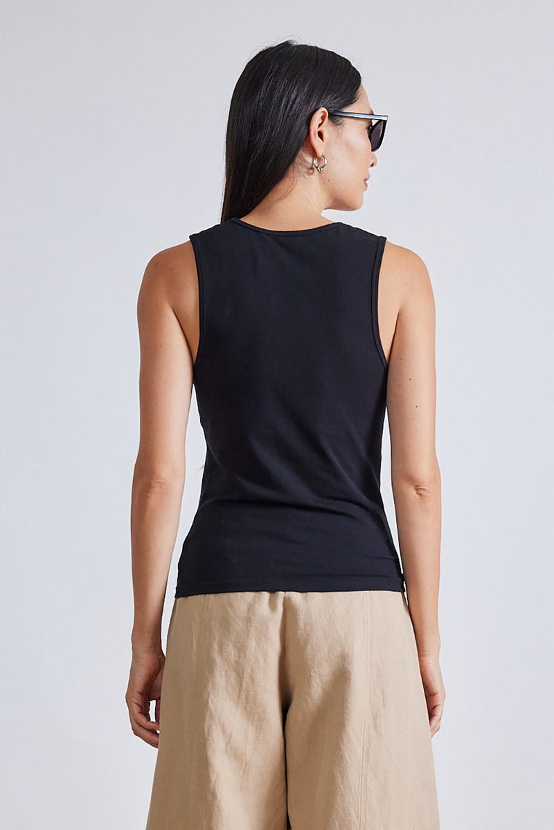 URI LOW CUT TANK