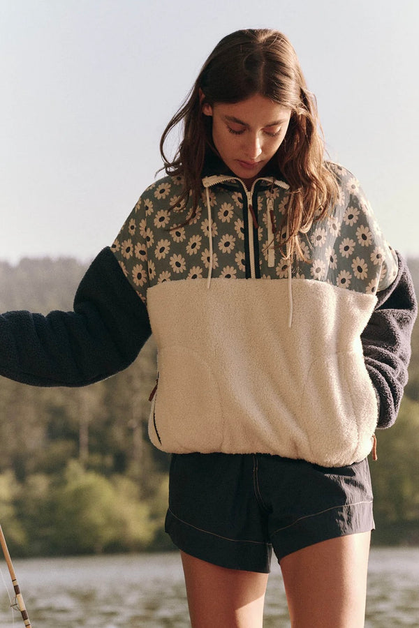 THE PLUSH TERRAIN HALF ZIP