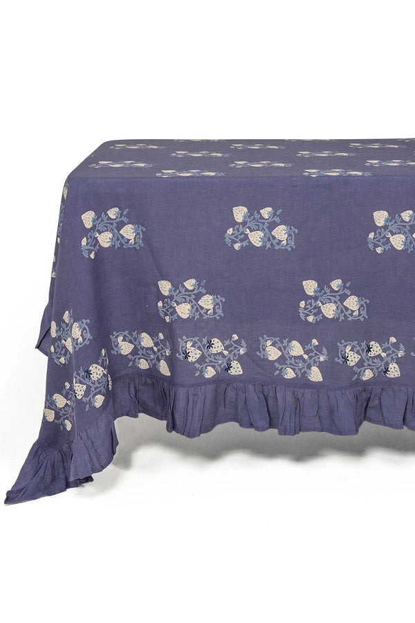 FRAISES DES BOIS TABLECLOTH