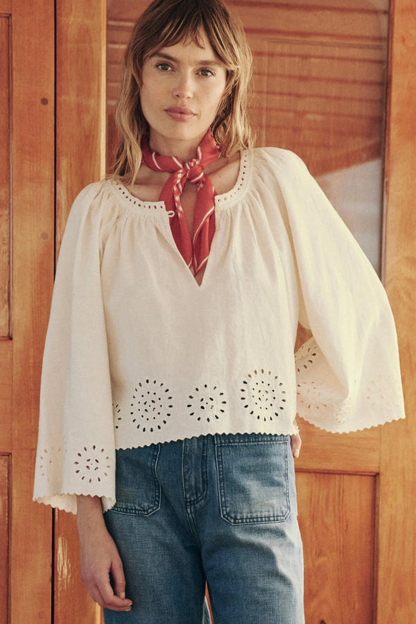 THE BELLFLOWER TOP