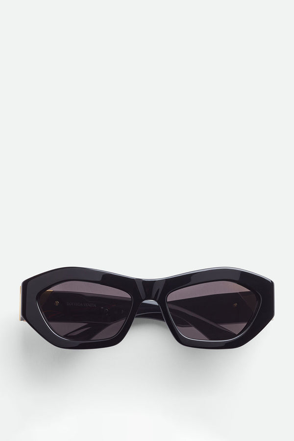 ANGLE HEXAGONAL SUNGLASSES IN BLACK