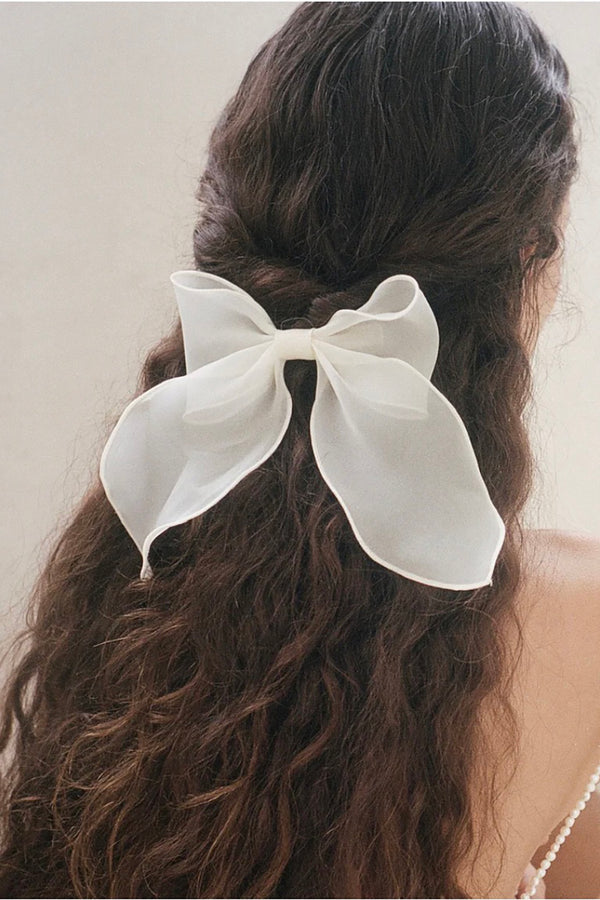 BOW BARRETTE