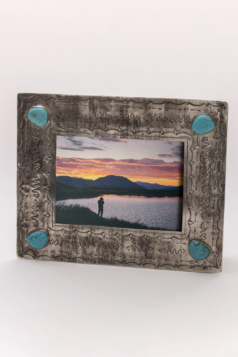 SILVER STAMPED 4"X6" FRAME WITH TURQUOISE