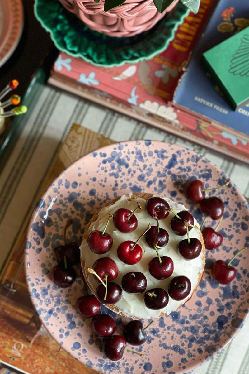 SPLATTER CAKE STAND