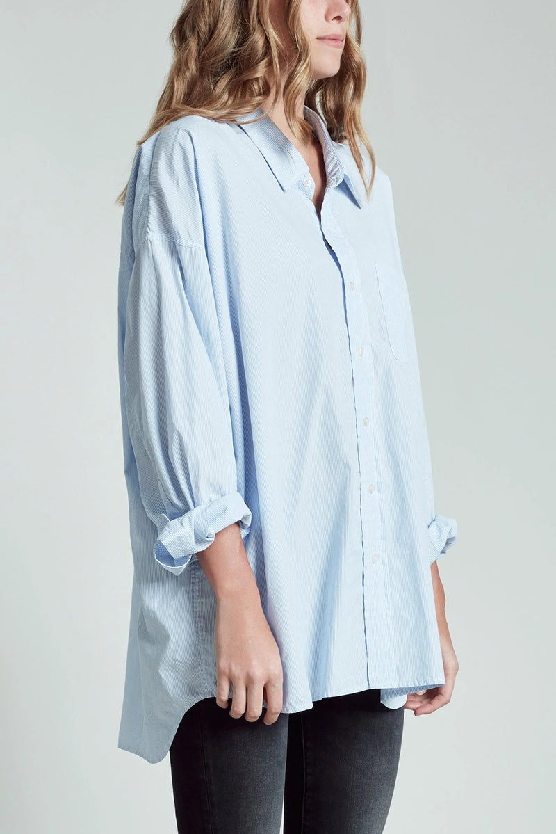 DROP NECK OXFORD SHIRT IN BLUE AND WHITE STRIPE