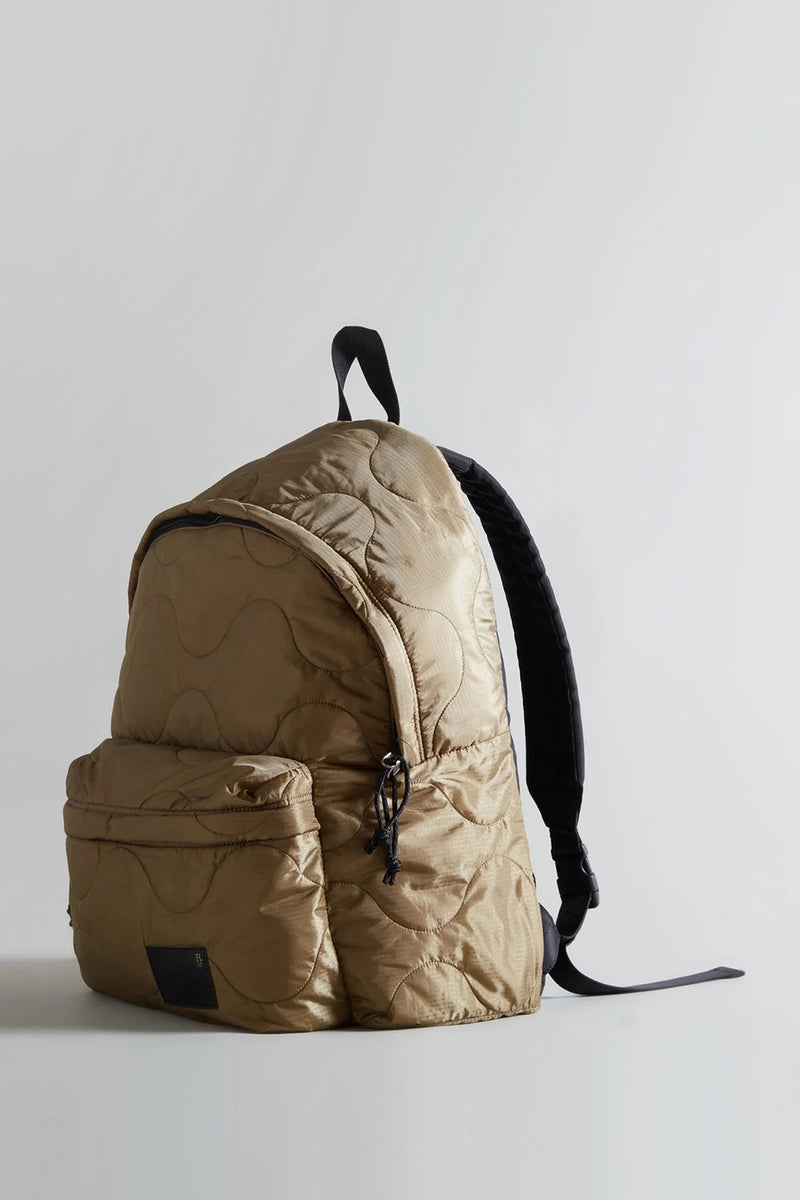 OVERSIZED LINER BACKPACK IN OLIVE SURPLUS